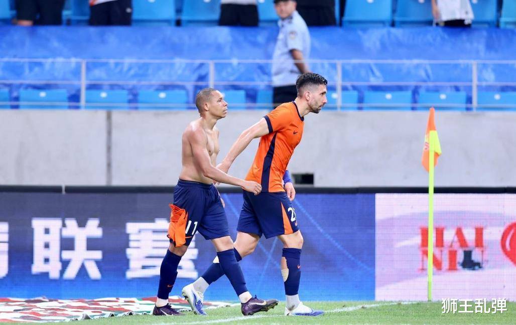 裁判公正执法，球队胜负乃天意