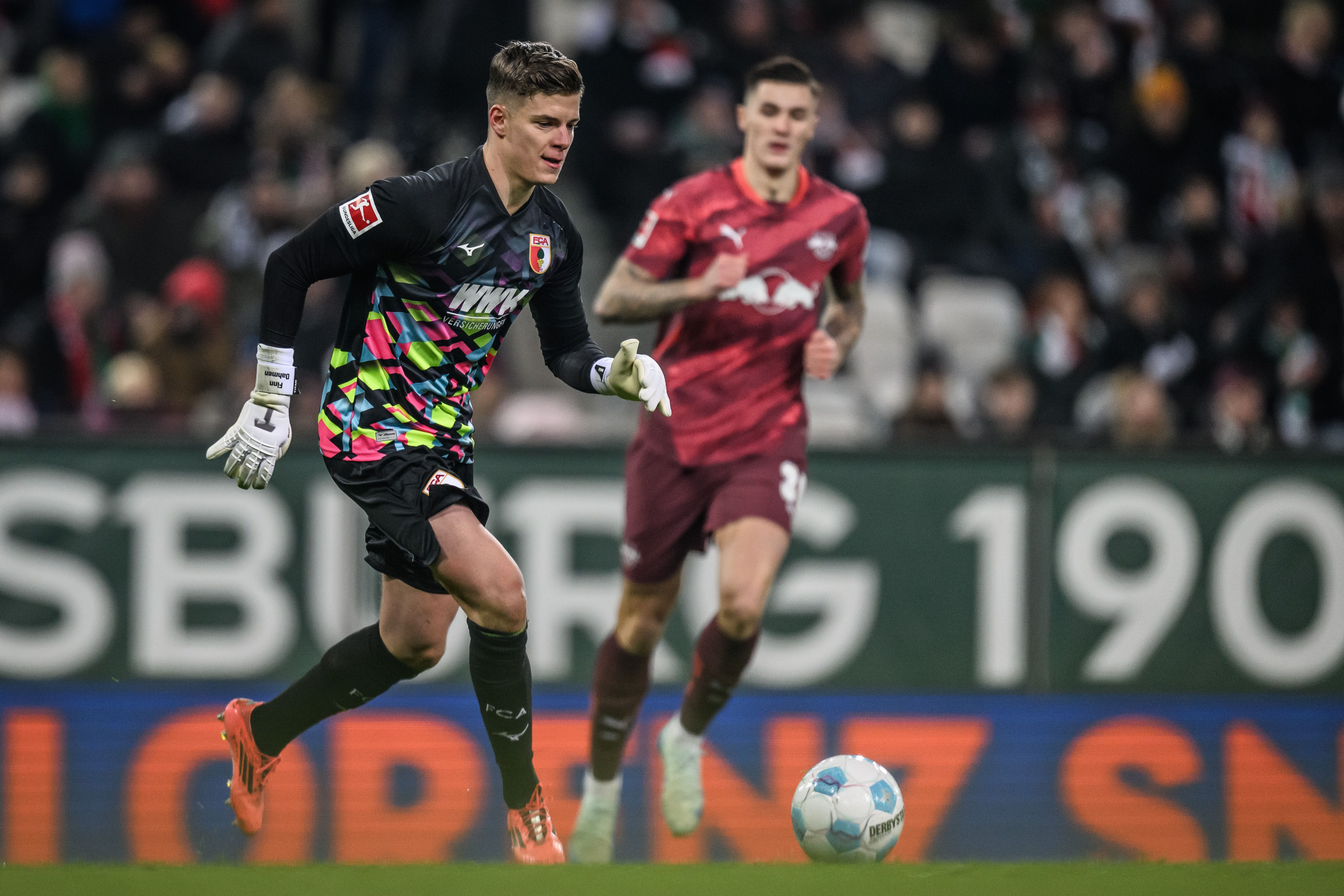 奥格斯堡战平对手，难分胜负的简单介绍