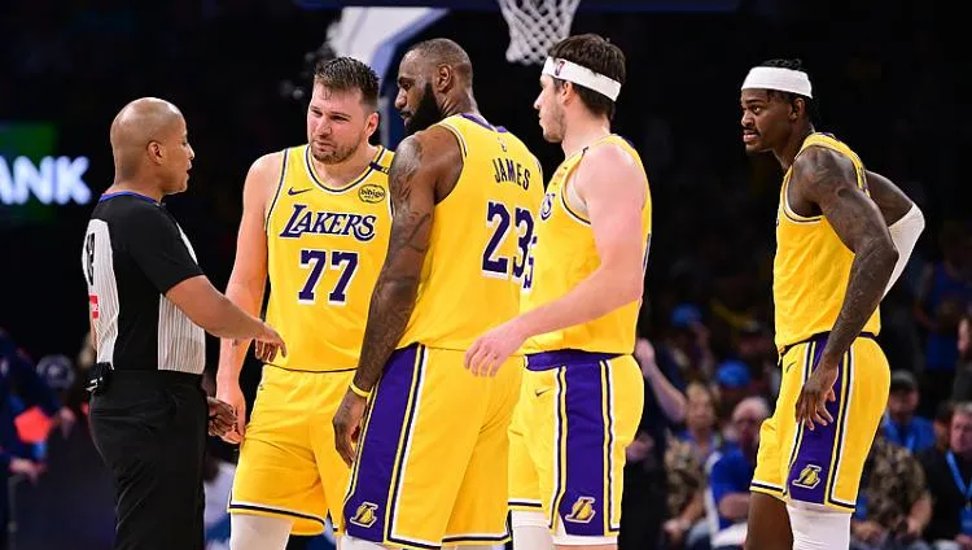 湖人B队鏖战独行侠,阿德巴约统治全场的简单介绍 湖人B队鏖战独行侠,阿德巴约统治全场的简单介绍